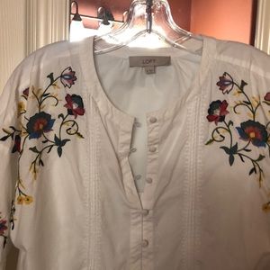 Embroidered crisp cotton top